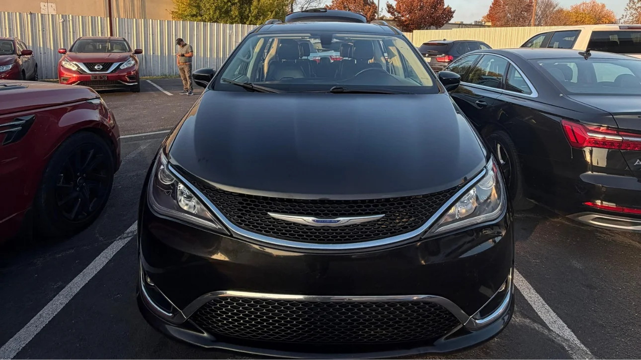 Chrysler Pacifica Touring L